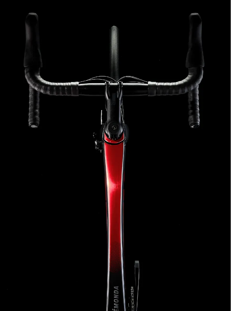 Trek Emonda SL 5 Disc Road Race Bike 2023 in Lithium Grey-3